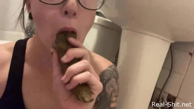 Smear into my pussy - missellie8 - Compilation Scat, Huge Turds, Spicy Scat