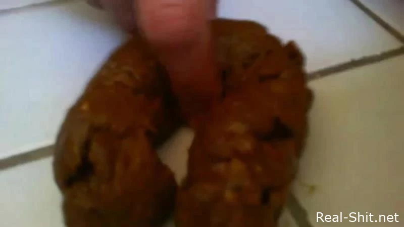 Liglee poo fetish with liglee - Courden Scat, Misskinky Scat, Strapon In Male Shit