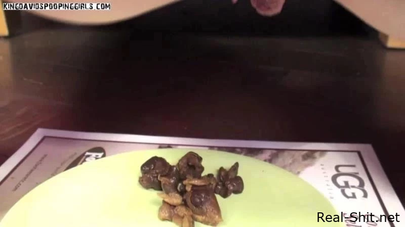 Barbie Lime Green Poop Plate - Thefartbabes - Shit Pussy, Stink From Anal, Chaturbate Shit