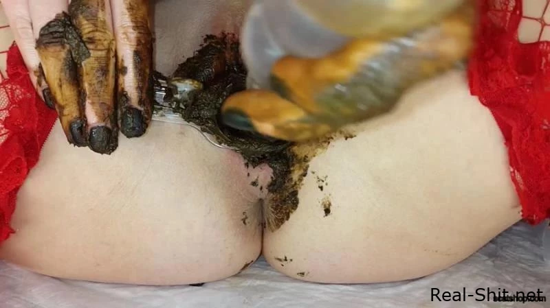 It's Schoolgirl's Filled Pussy again - Anna_Coprofield - Forced To Eat Shit, Man Scat, Splashing Diarrhea