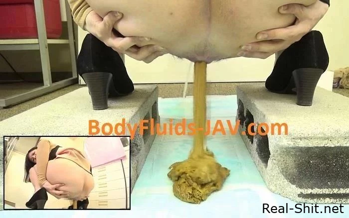 Office girls pooping on her knees. BFNF-06 - Facesitting Defecation, Consumed Shit, Fendom Scat