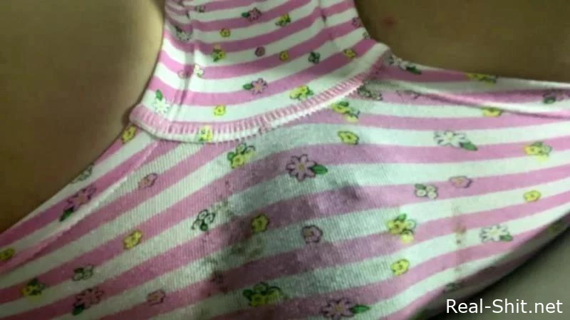 Hello Kitty Ruined Panties - thefartbabes - Scatting Ass, Closeup Shit, Masturbation Scat