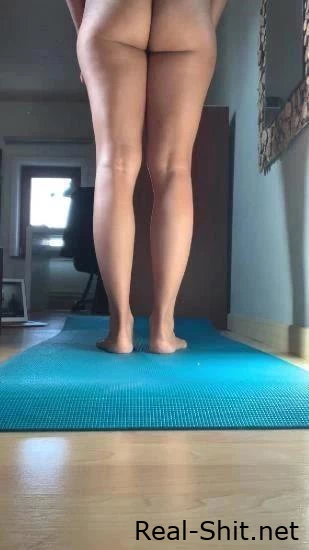 Morning yoga with kinkycat - Amteur Scat, Lesbian Scat, Blowjob Scat