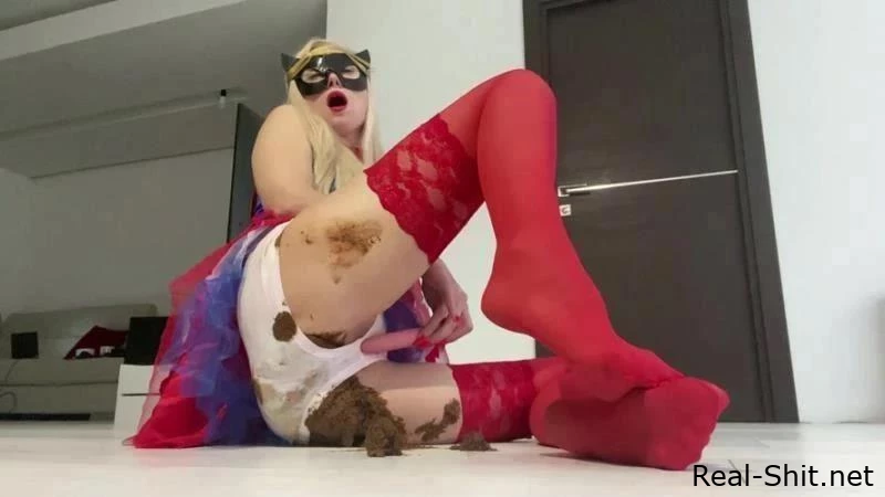 Thefartbabes - Super Girl Super Shit - Poops, Strict Scat, Slavegirl In Shit